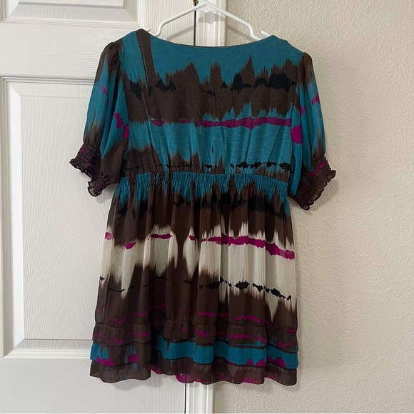 Beige by Eci Floral Rosette Y2K Tie Dye Chiffon Babydoll Blouse Size Medium - Picture 10 of 11